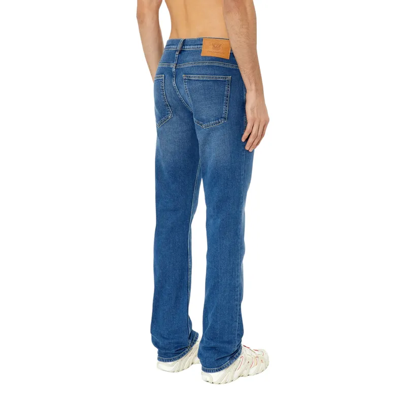 diesel 2021 e9a80 mens denim jeans mid waist bootcut pants0