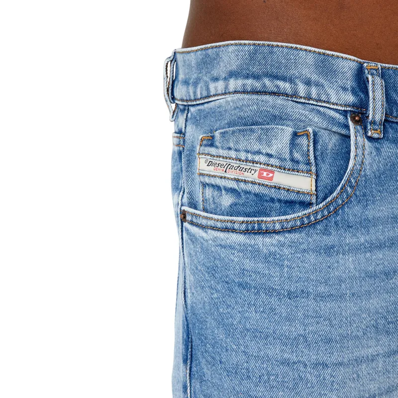 diesel 2019 d-strukt 09b92 mens denim jeans tapered cotton pant1