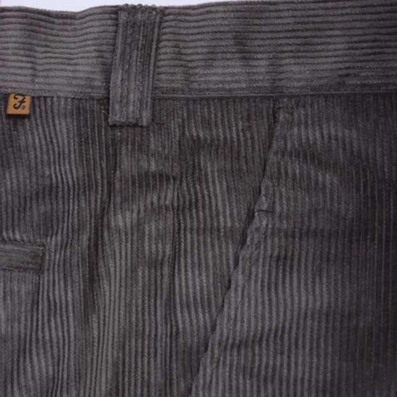 Corduroy trousers (232M280DE1890) for Man | Brunello Cucinelli
