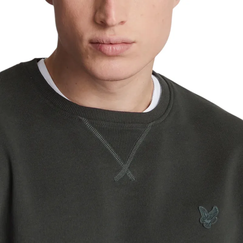 lyle & scott ml424ton tonal eagle mens crew neck knitted jumper gunmetal1
