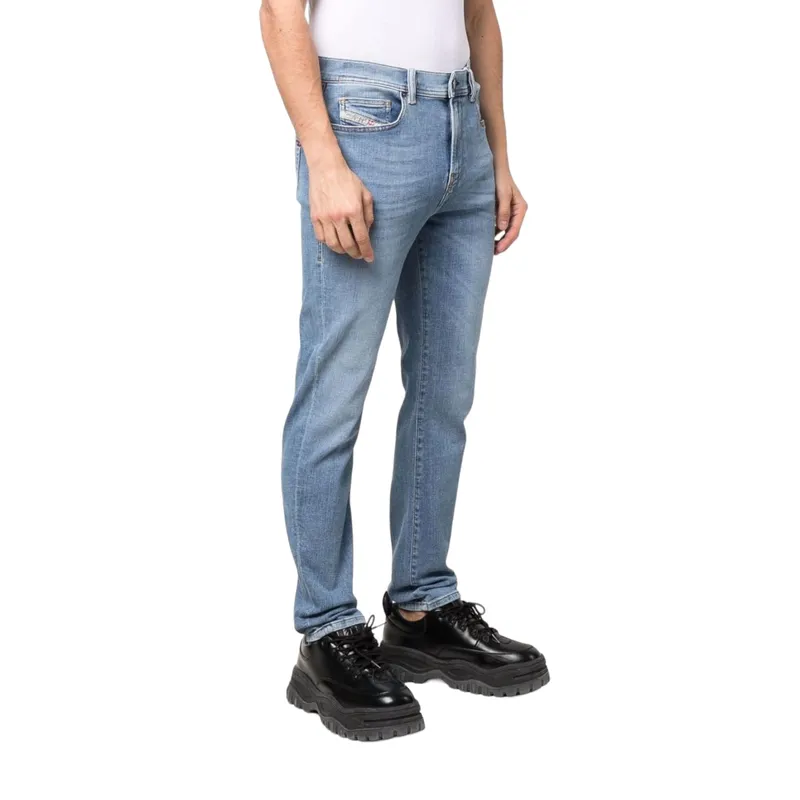 diesel 1983 09c01 mens denim jeans ​​​​​​​tapered leg blue3